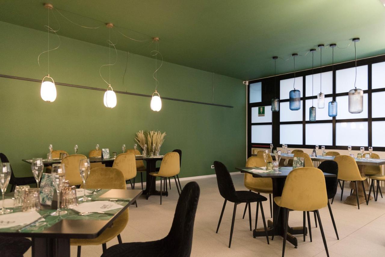 Hotel 900strati *